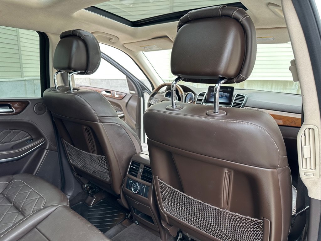 Used 2019 Mercedes-Benz GLS 550 4MATIC image 21