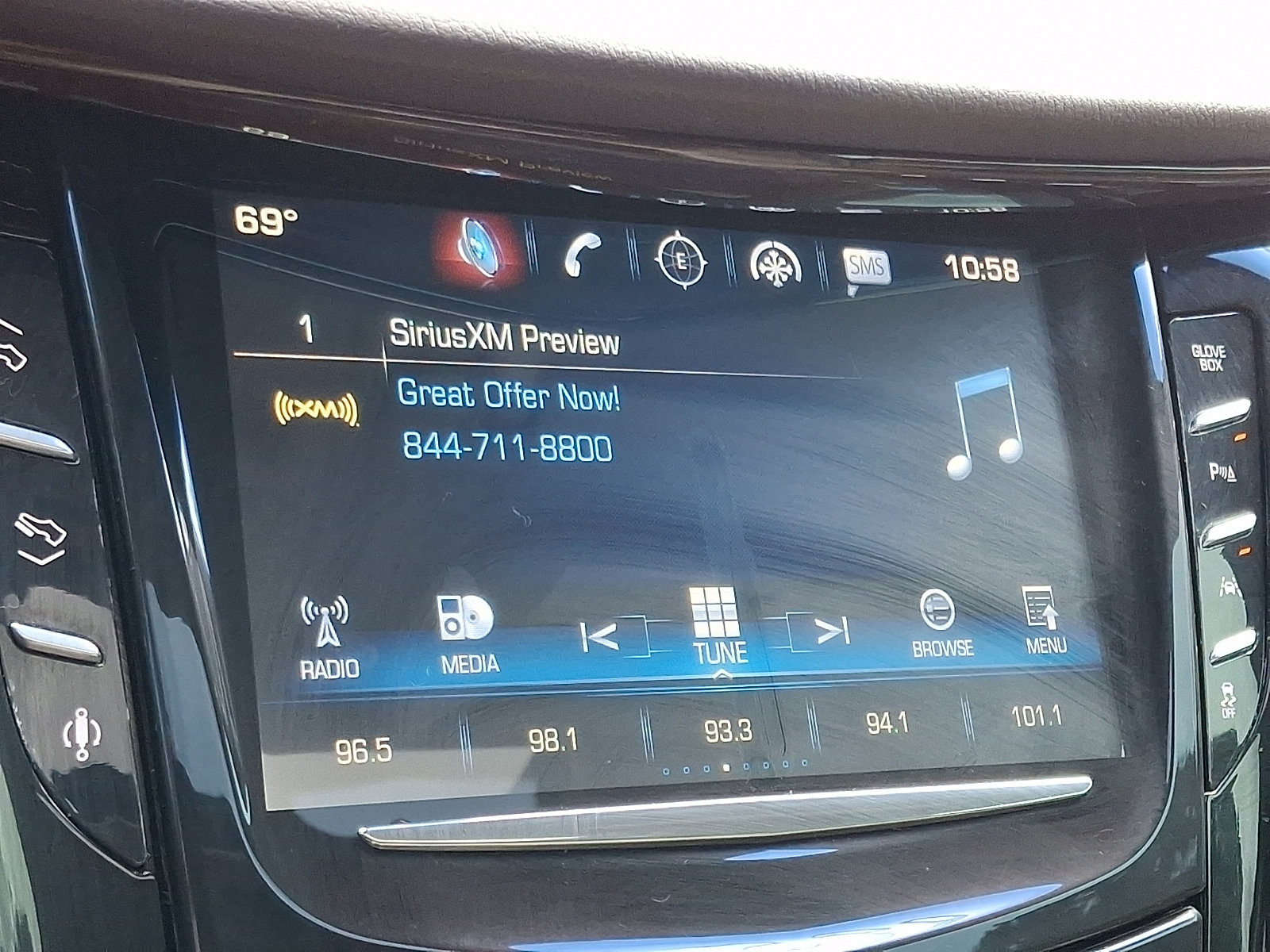 Used 2016 Cadillac Escalade Luxury AWD/4WD image 21