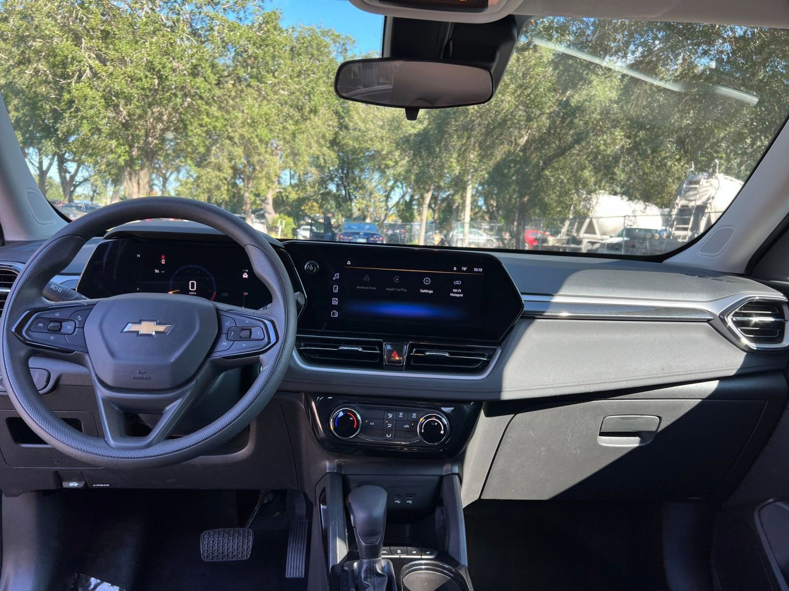 Used 2025 Chevrolet TrailBlazer LT image 32