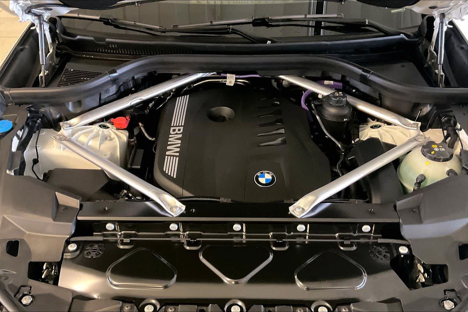 New 2026 BMW X5 xDrive40i w/ Executive Package AWD/4WD image 16