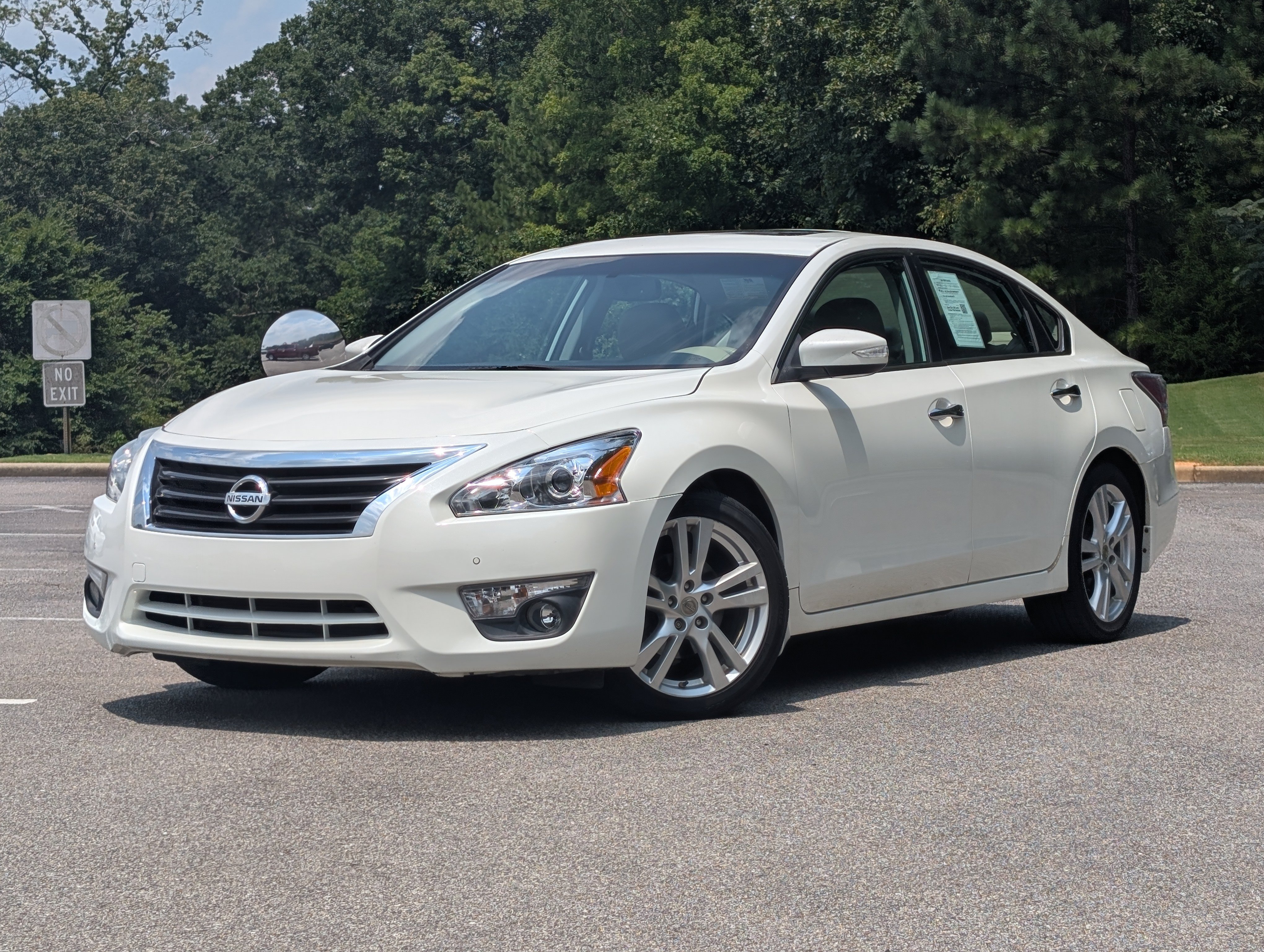 Used 2015 Nissan Altima 3.5 SL FWD image 4