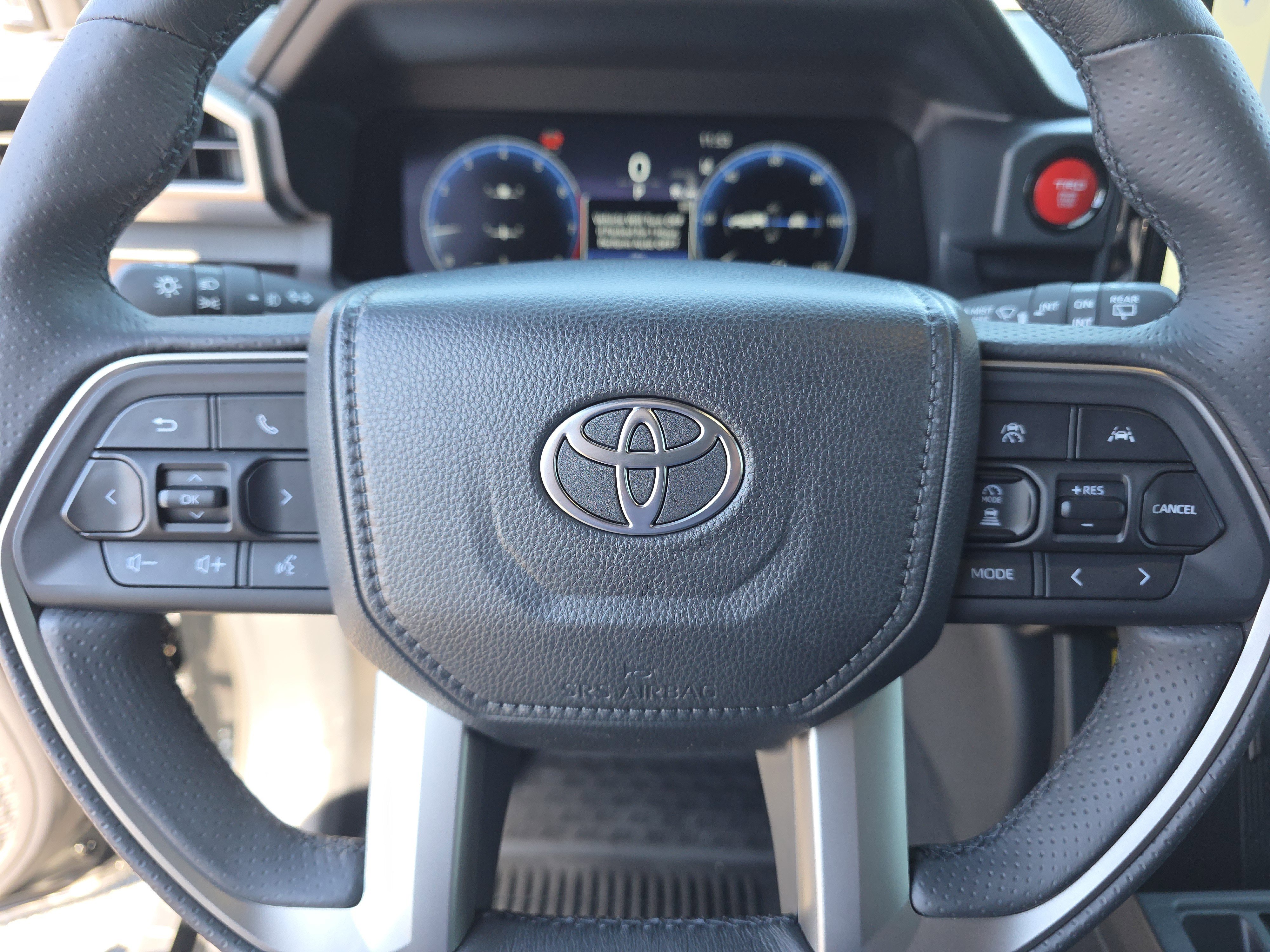 Used 2025 Toyota 4Runner Limited image 36