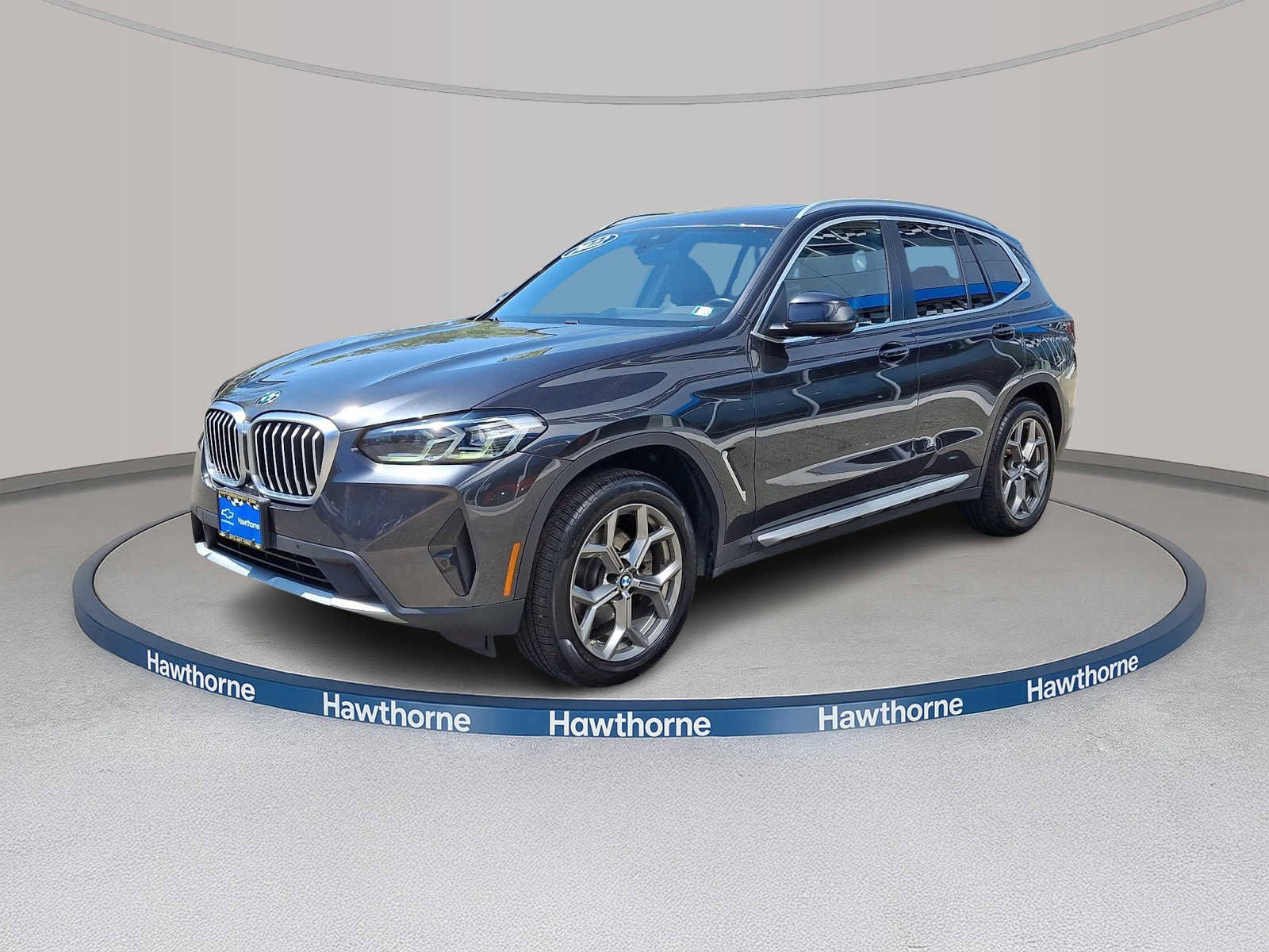 Used 2022 BMW X3 xDrive30i w/ Convenience Package AWD/4WD image 3