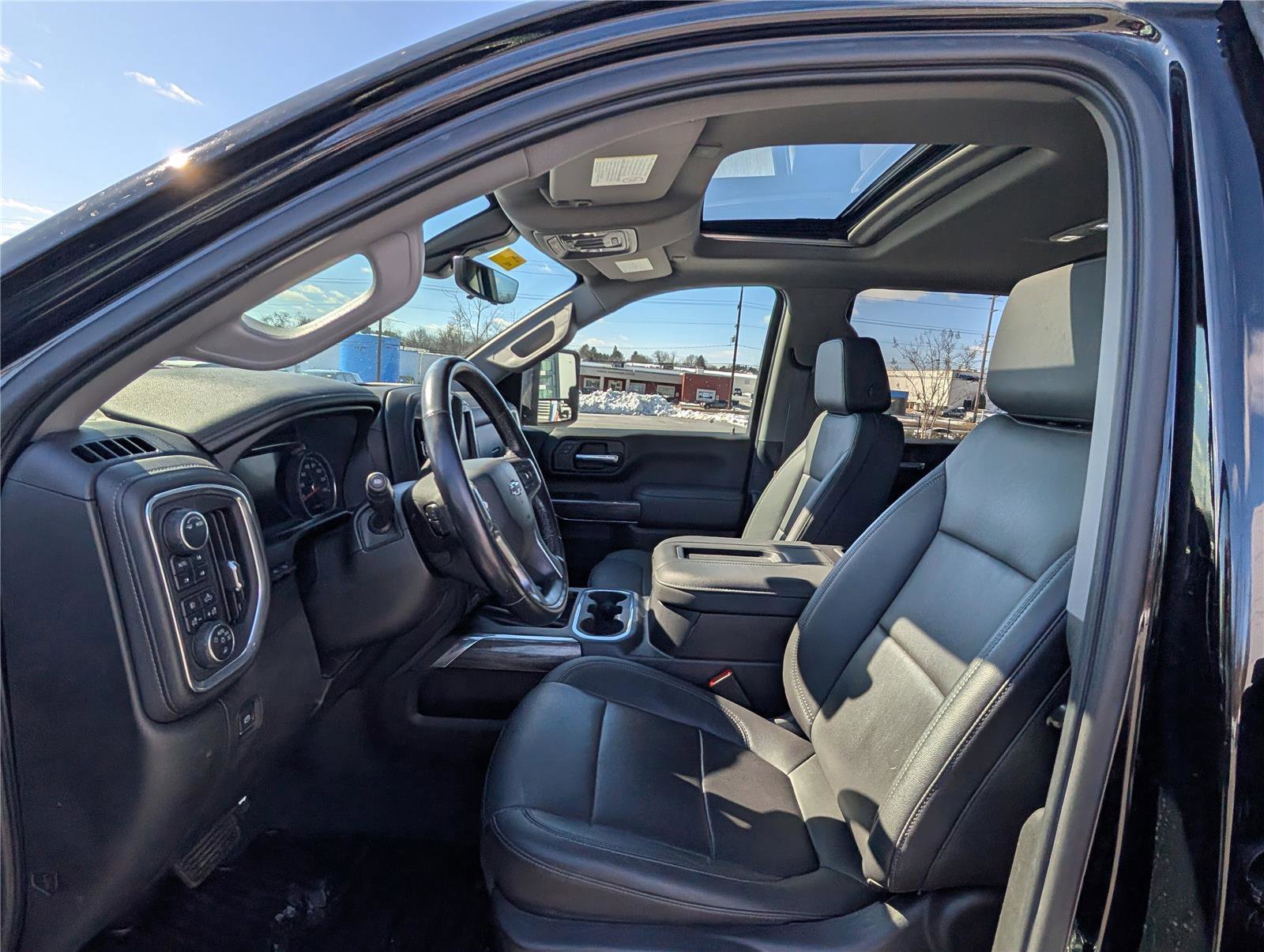 Used 2022 Chevrolet Silverado 2500 LTZ w/ LTZ Plus Package image 14