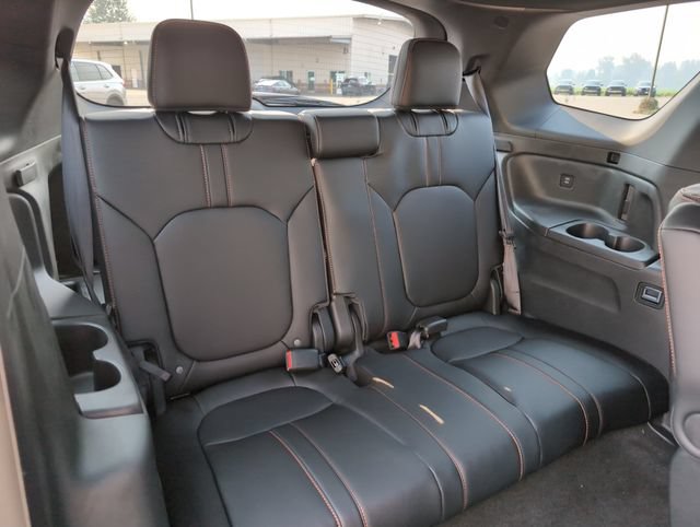 Used 2026 Honda Pilot TrailSport image 13