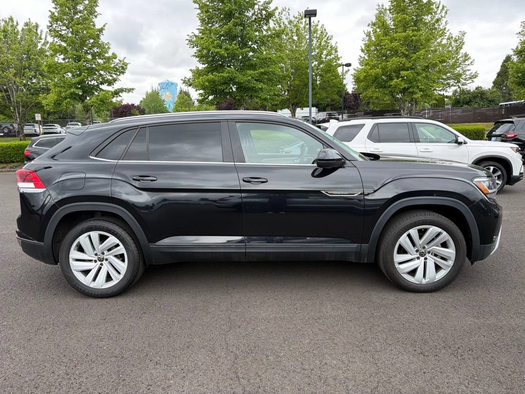 Used 2022 Volkswagen Atlas Cross Sport SE AWD/4WD image 9