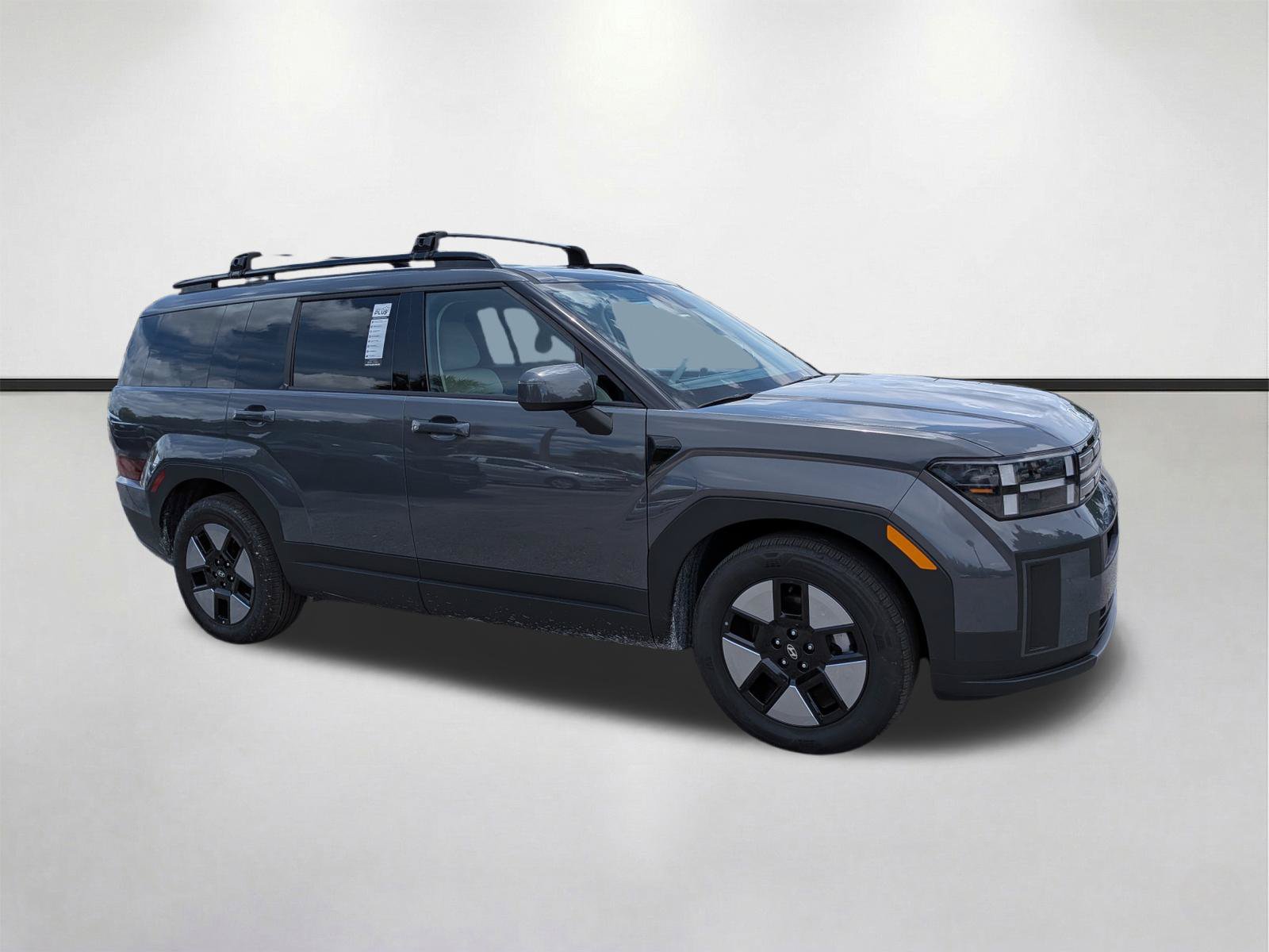 Used 2025 Hyundai Santa Fe SEL FWD image 2