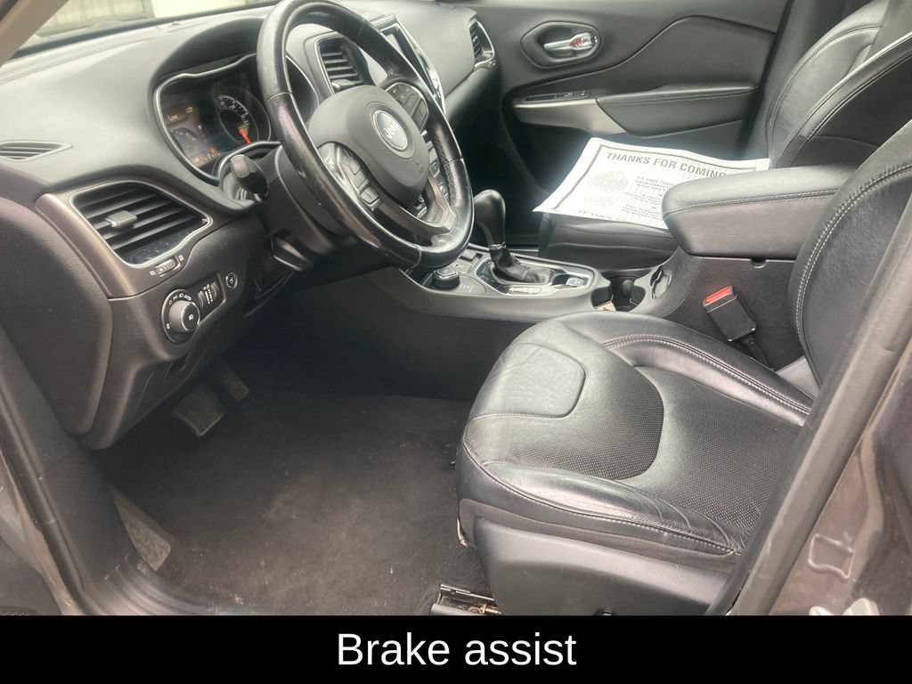 Used 2020 Jeep Cherokee Limited AWD/4WD image 12