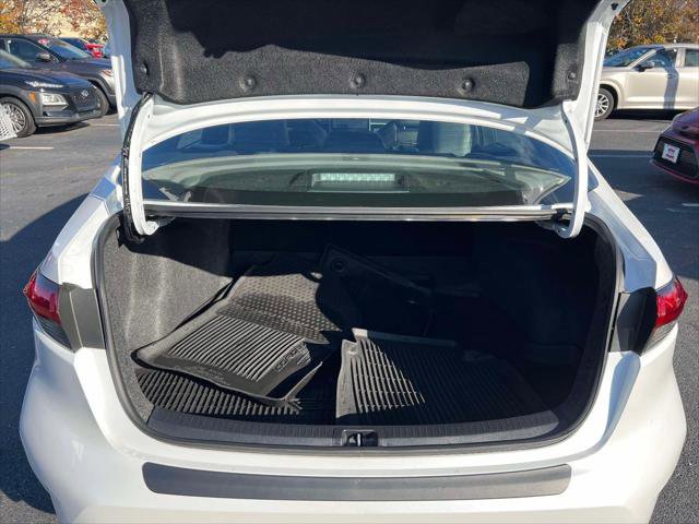 Certified 2025 Toyota Corolla XSE image 10