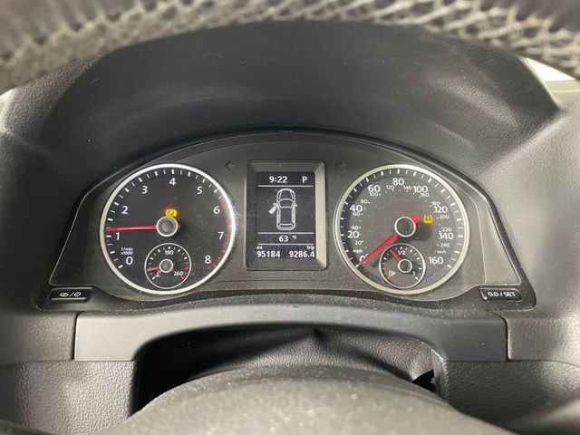 Used 2016 Volkswagen Tiguan S FWD image 5