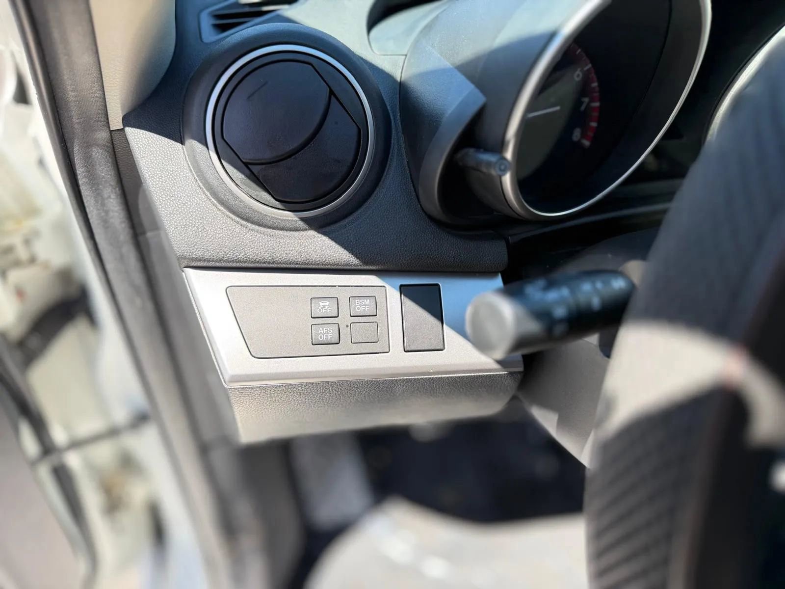 Used 2012 MAZDA MAZDA3 Touring w/ Mazdaspeed Tech Pkg FWD image 26