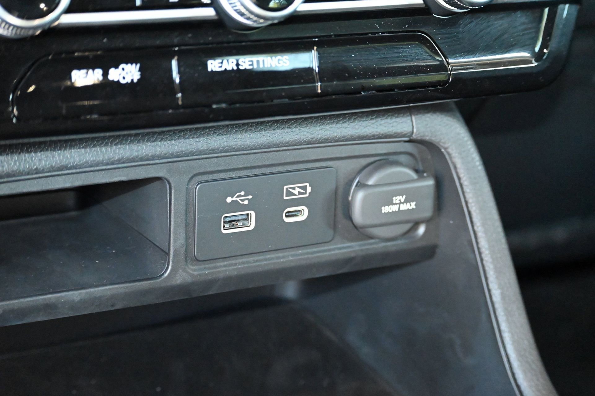 New 2025 Honda Pilot Sport image 32