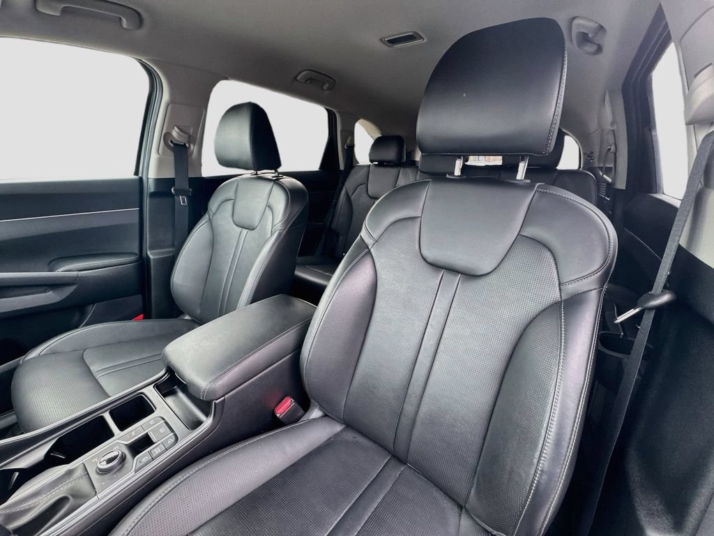 Certified 2025 Kia Sorento S AWD/4WD image 21