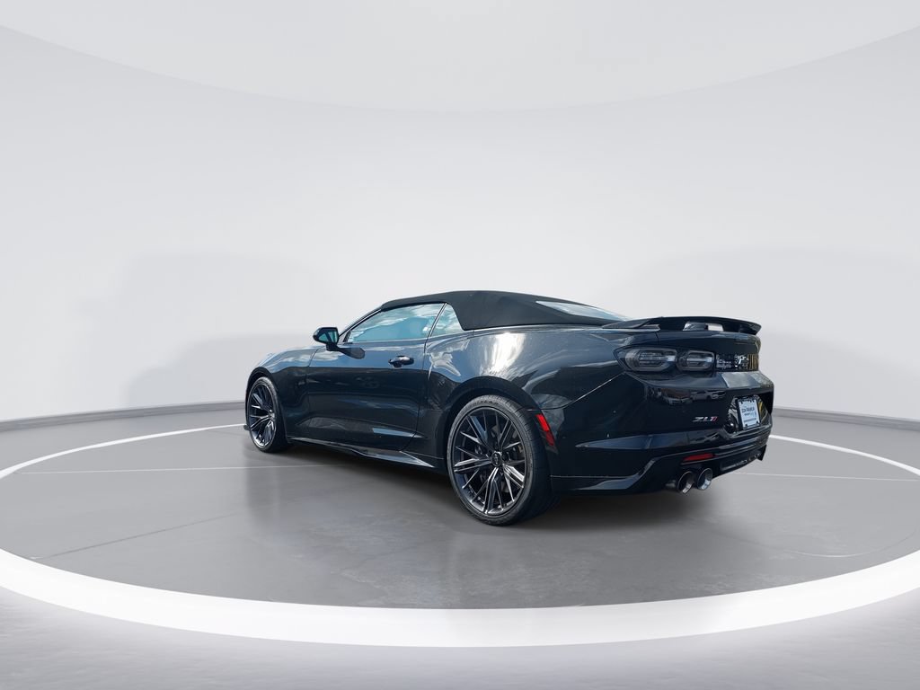 Used 2022 Chevrolet Camaro ZL1 RWD image 6