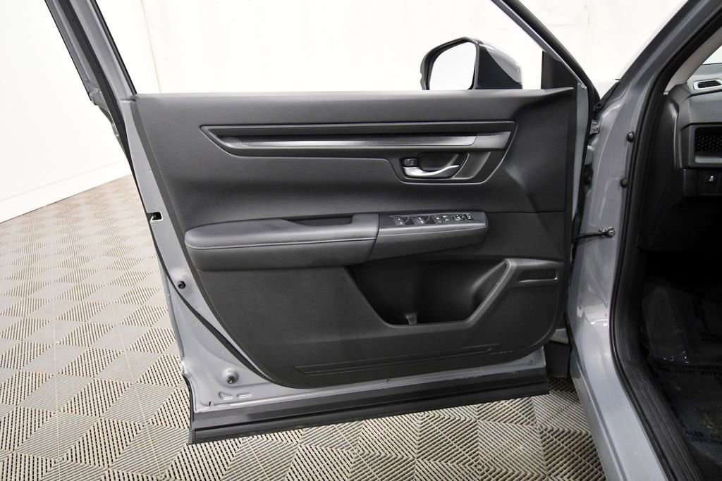 Certified 2025 Honda CR-V EX image 13