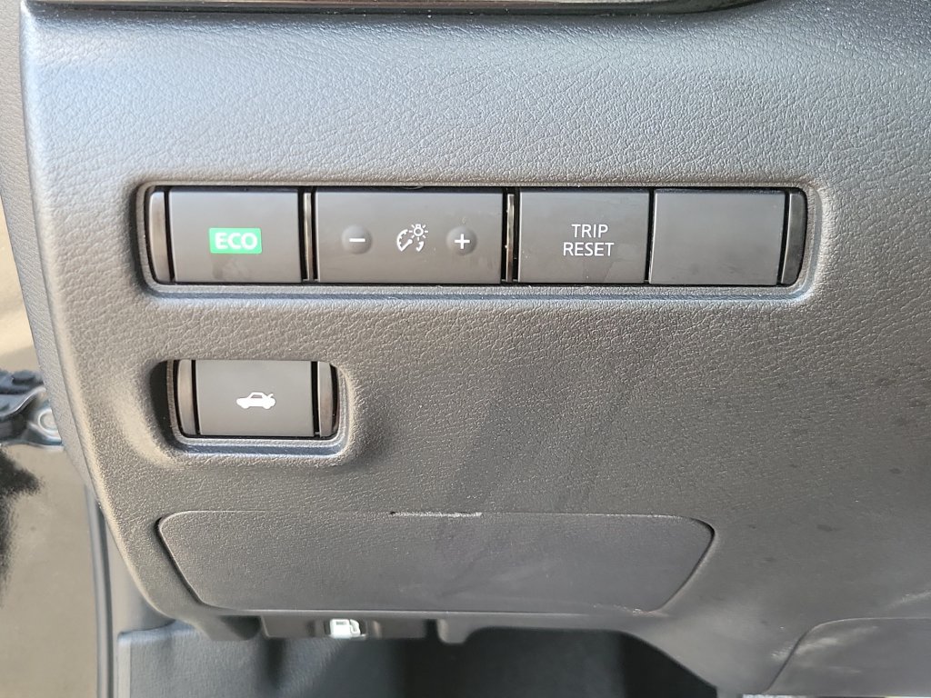 Certified 2023 Nissan Sentra SV w/ All-Weather Package FWD image 31