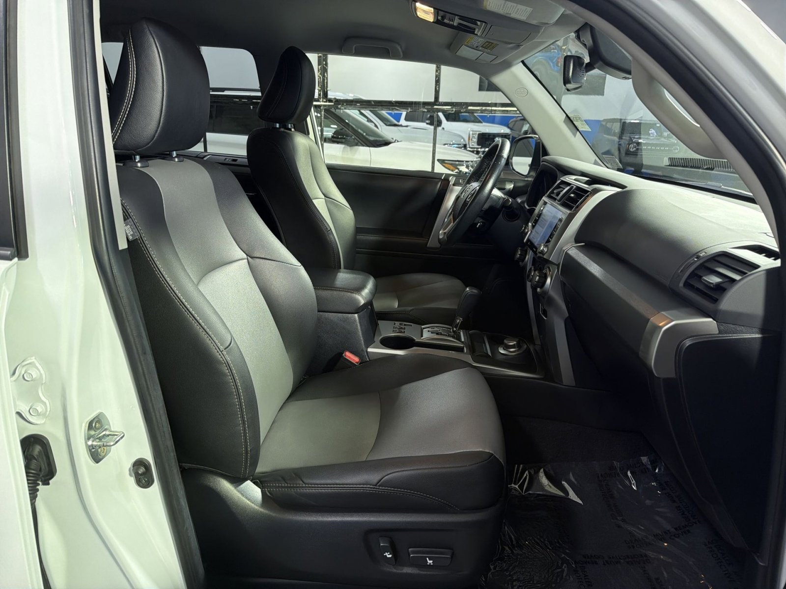 Used 2024 Toyota 4Runner SR5 Premium AWD/4WD image 26