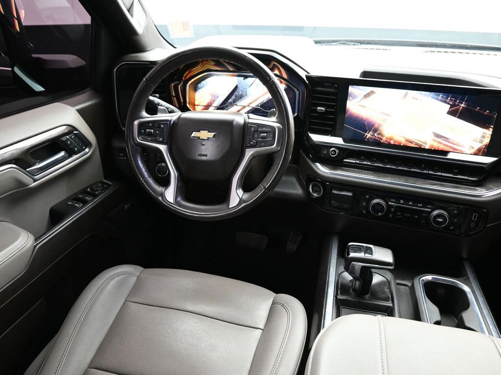 Used 2023 Chevrolet Silverado 1500 LTZ w/ LTZ Premium Package image 11