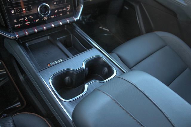 Used 2024 GMC Acadia AT4 image 25