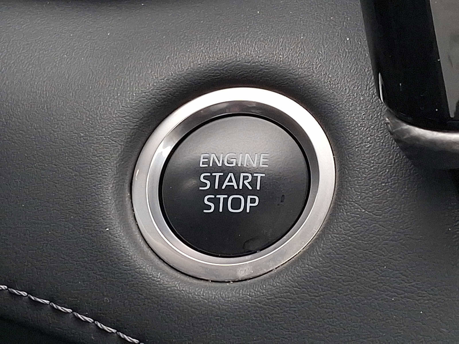 Used 2024 Toyota Highlander Platinum image 23