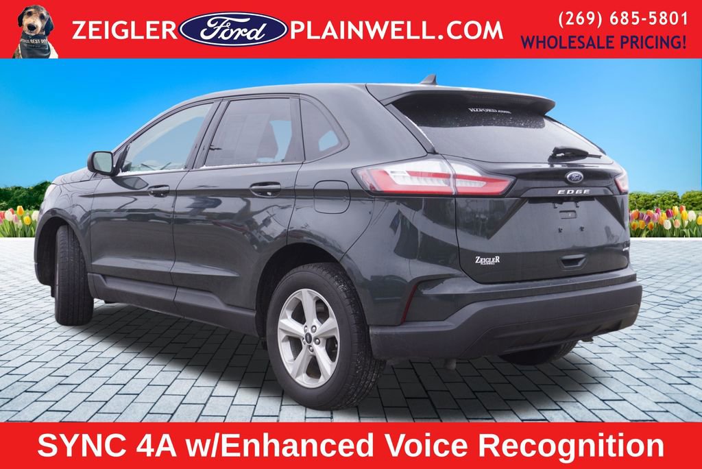 Used 2023 Ford Edge SE image 2