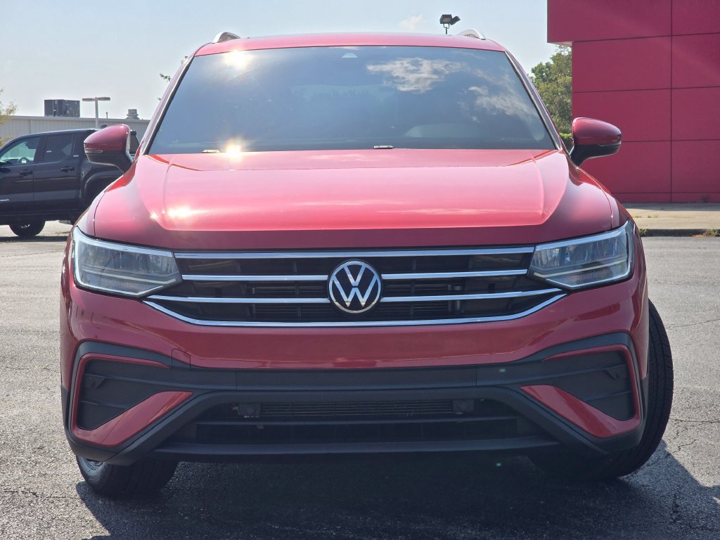 Used 2023 Volkswagen Tiguan SE FWD image 10