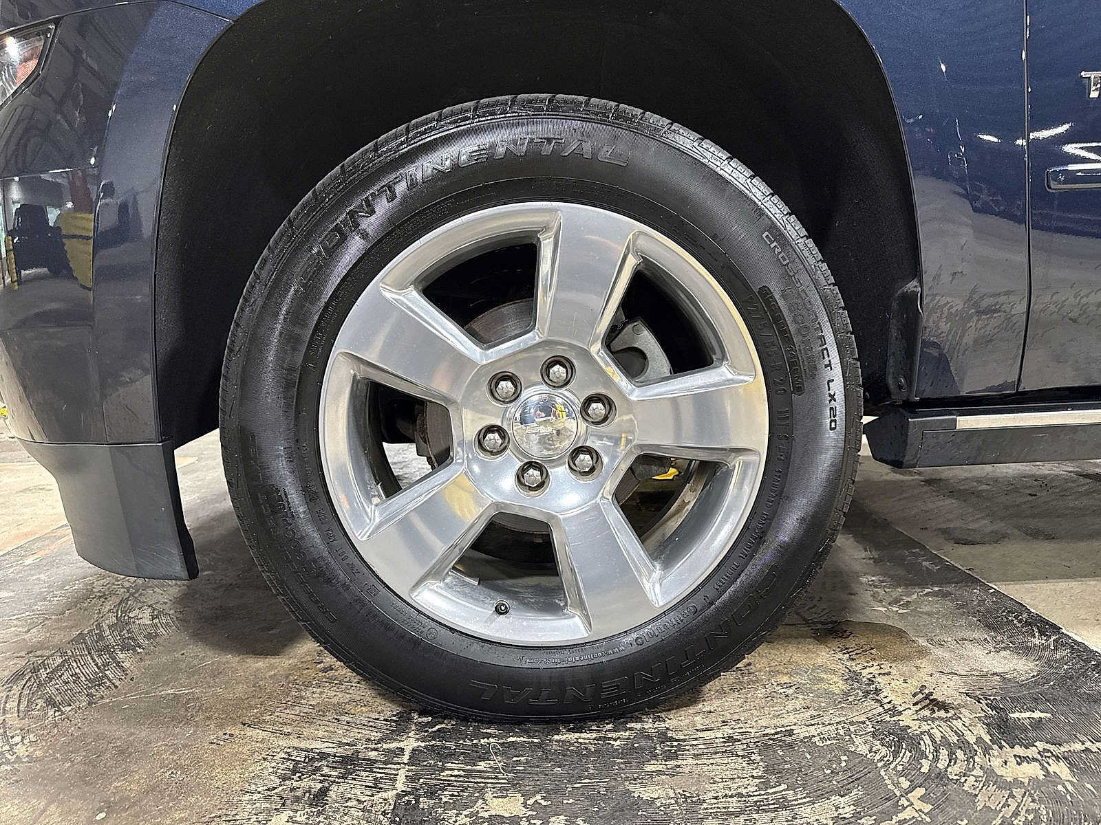Used 2019 Chevrolet Tahoe Premier AWD/4WD image 10