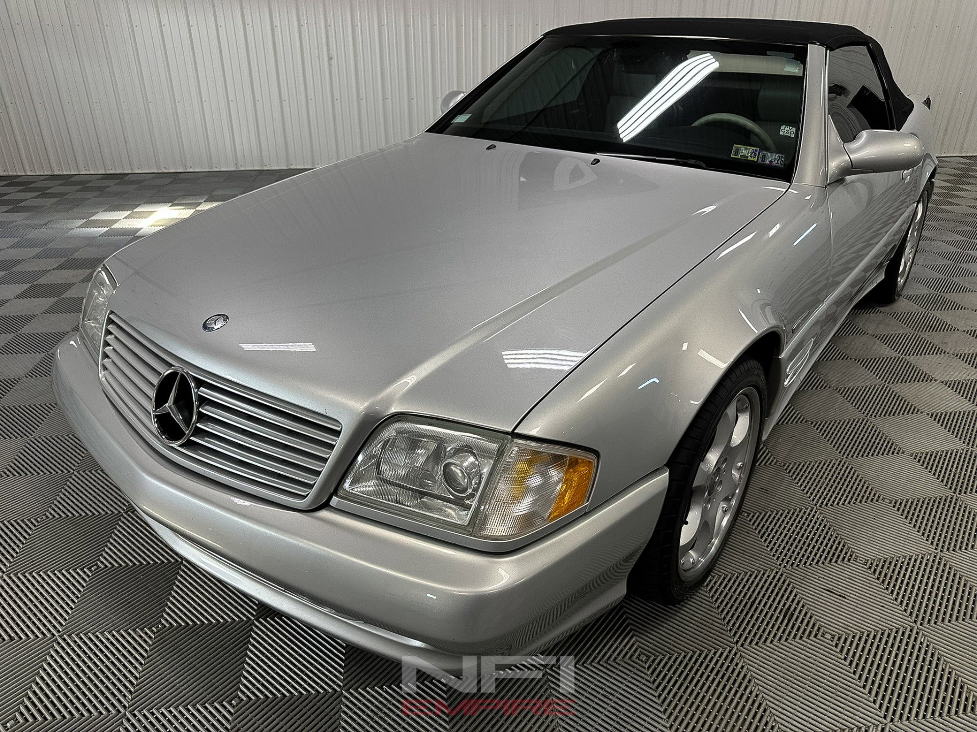 Used 2002 Mercedes-Benz SL 500 image 8