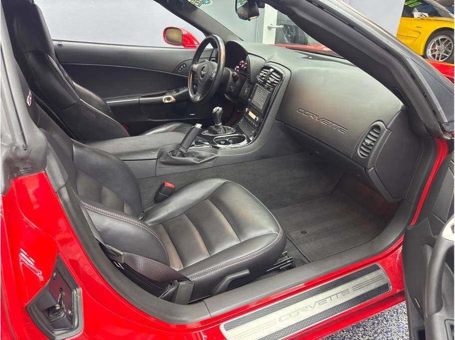 Used 2008 Chevrolet Corvette Z06 w/ Preferred Equipment Group RWD image 21