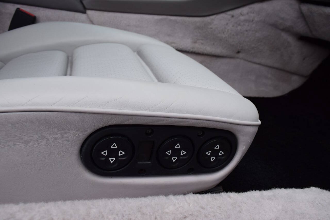 Used 1993 Porsche 928 GTS RWD image 47