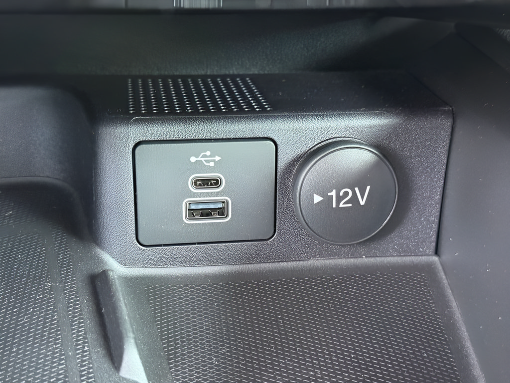 New 2026 Ford Escape Active w/ Active Premium Tech Pack AWD/4WD image 18