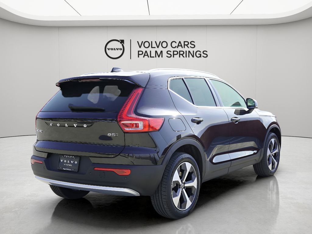 New 2025 Volvo XC40 B5 Core w/ Protection Package Premier image 8