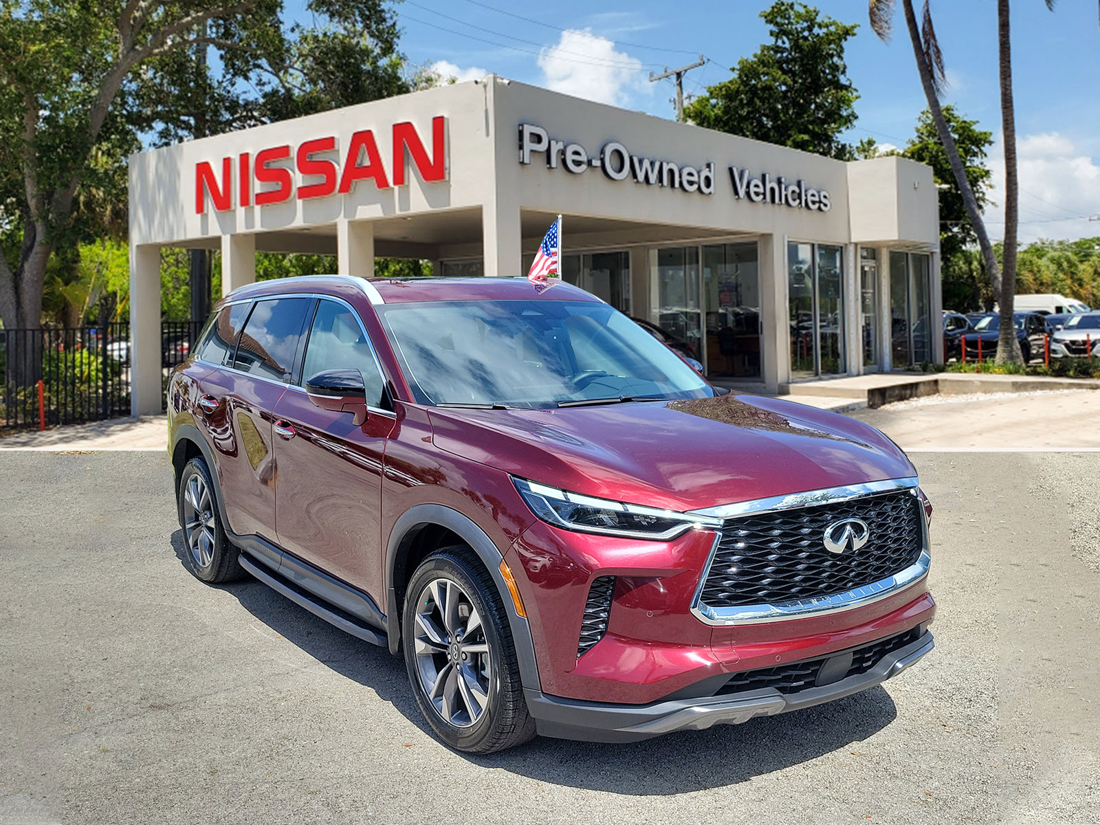 Used 2022 INFINITI QX60 Luxe w/ Cargo Package image 3