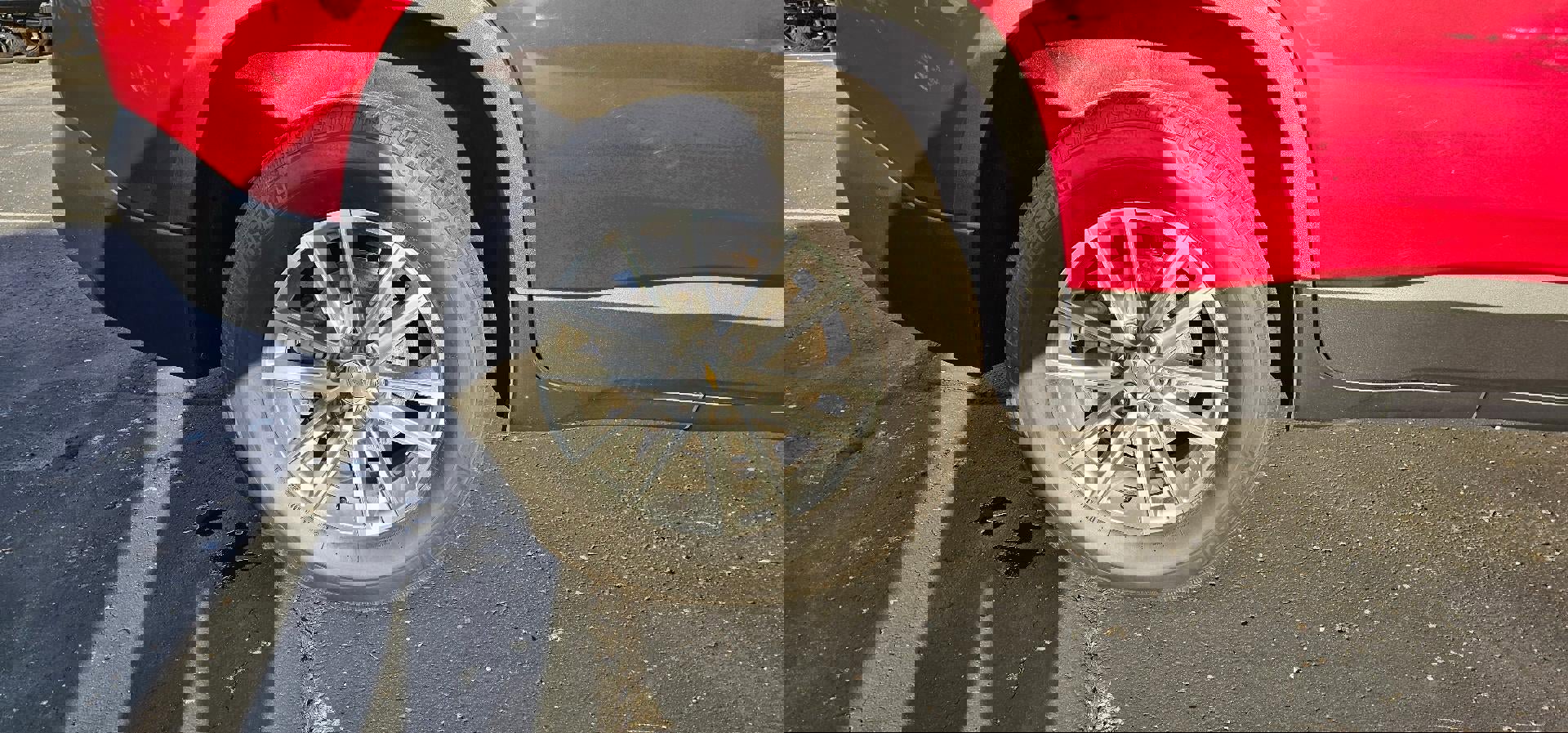 Certified 2023 Chevrolet Traverse LT w/ LPO, Floor Liner Package image 8