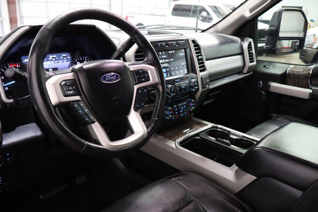 Used 2018 Ford F250 Lariat w/ Lariat Ultimate Package AWD/4WD image 35