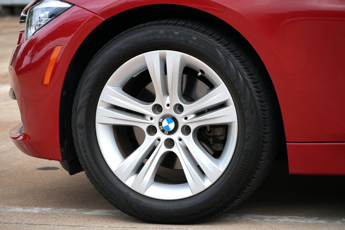 Used 2018 BMW 320i Sedan w/ Convenience Package RWD image 27