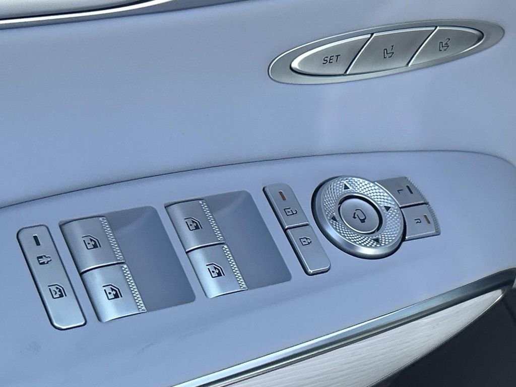 New 2026 Genesis GV70 2.5T Advanced image 18