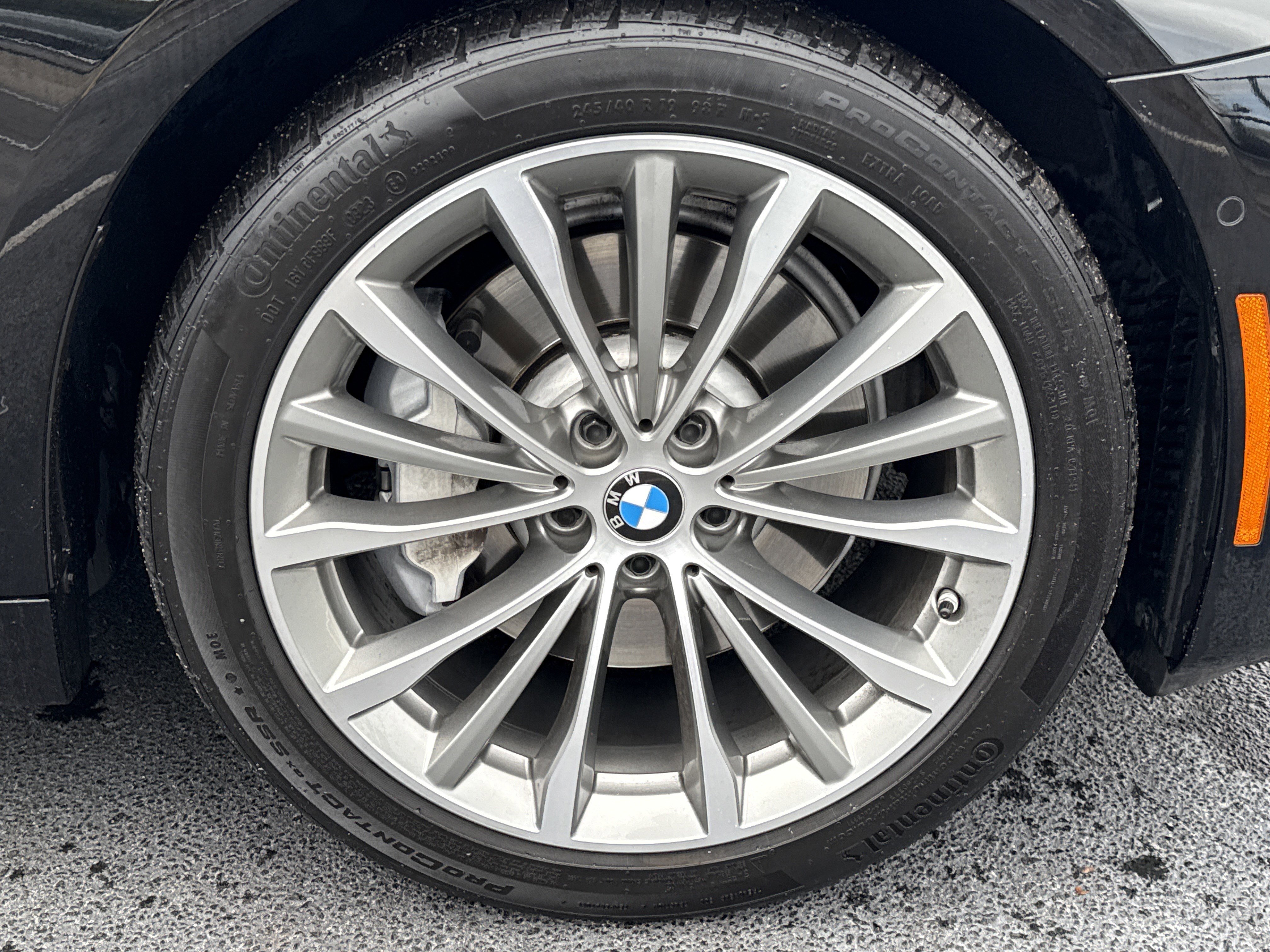 Used 2021 BMW 530i w/ Premium Package RWD image 13