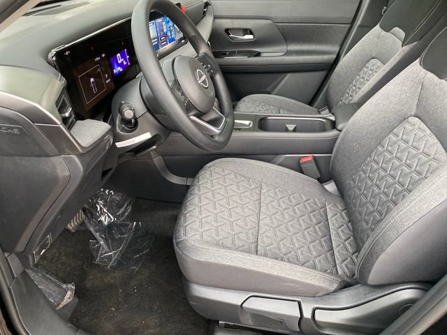 New 2026 Nissan Kicks SV w/ SV Premium Package image 10