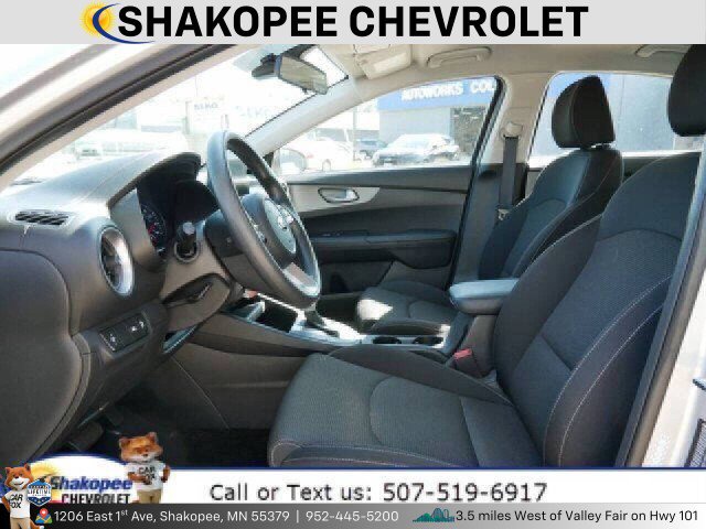 Used 2021 Kia Forte LXS image 9