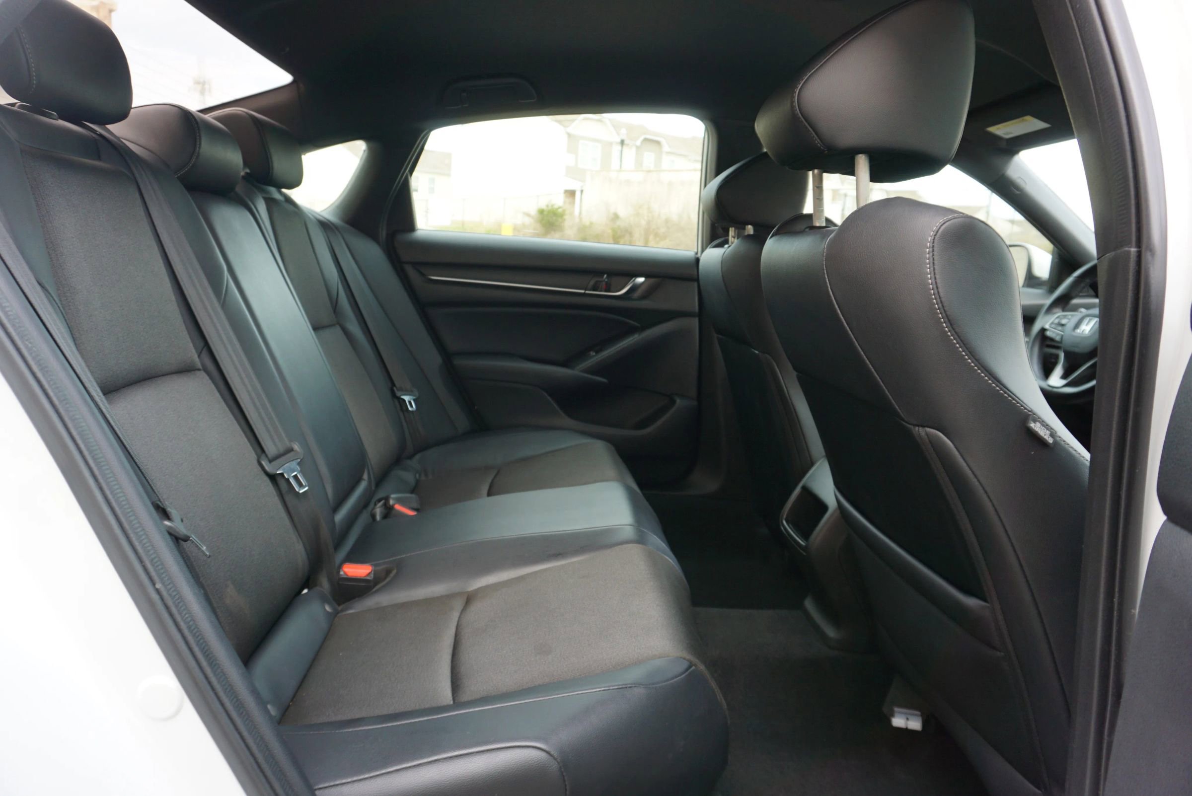 Used 2018 Honda Accord Sport image 20