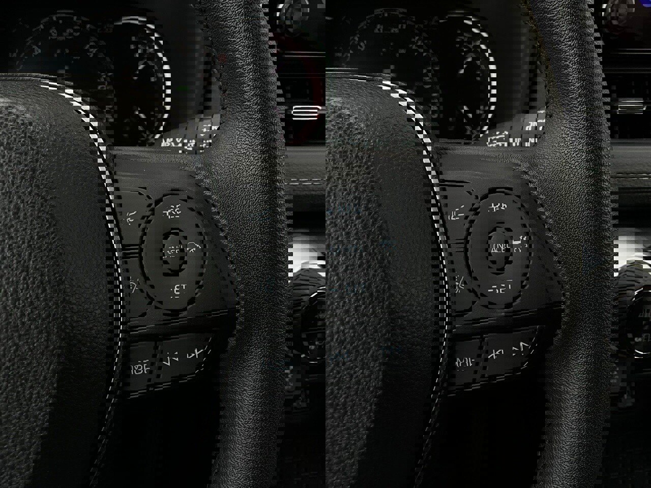 Used 2024 Toyota RAV4 XLE Premium image 35