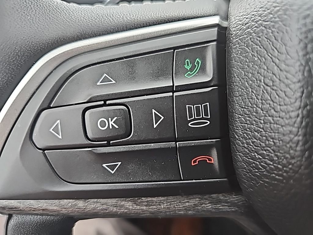 Certified 2023 Jeep Grand Cherokee L Limited image 32