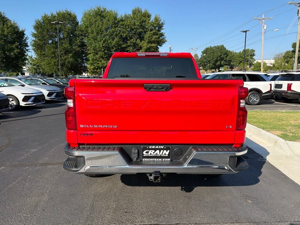 Used 2025 Chevrolet Silverado 1500 LT AWD/4WD image 7