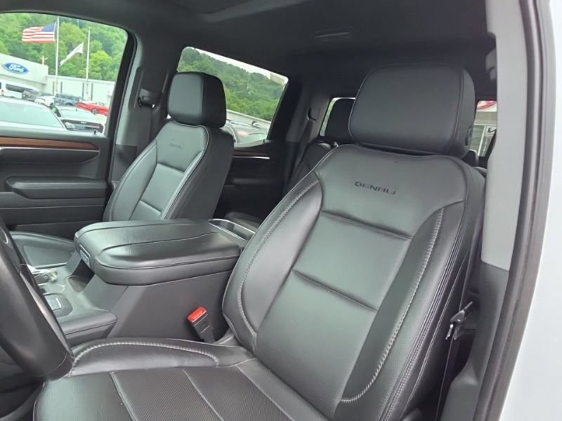 Used 2023 GMC Sierra 1500 Denali w/ Denali Reserve Package AWD/4WD image 11