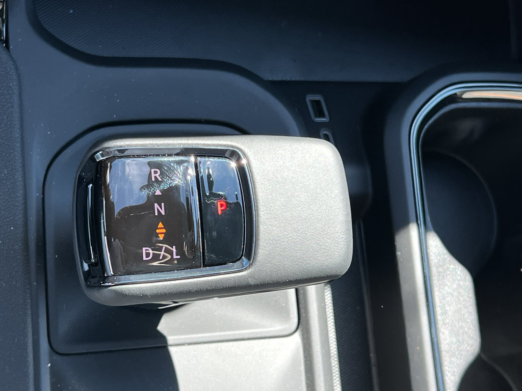 New 2026 GMC Sierra 1500 AT4 w/ AT4 Premium Package AWD/4WD image 24