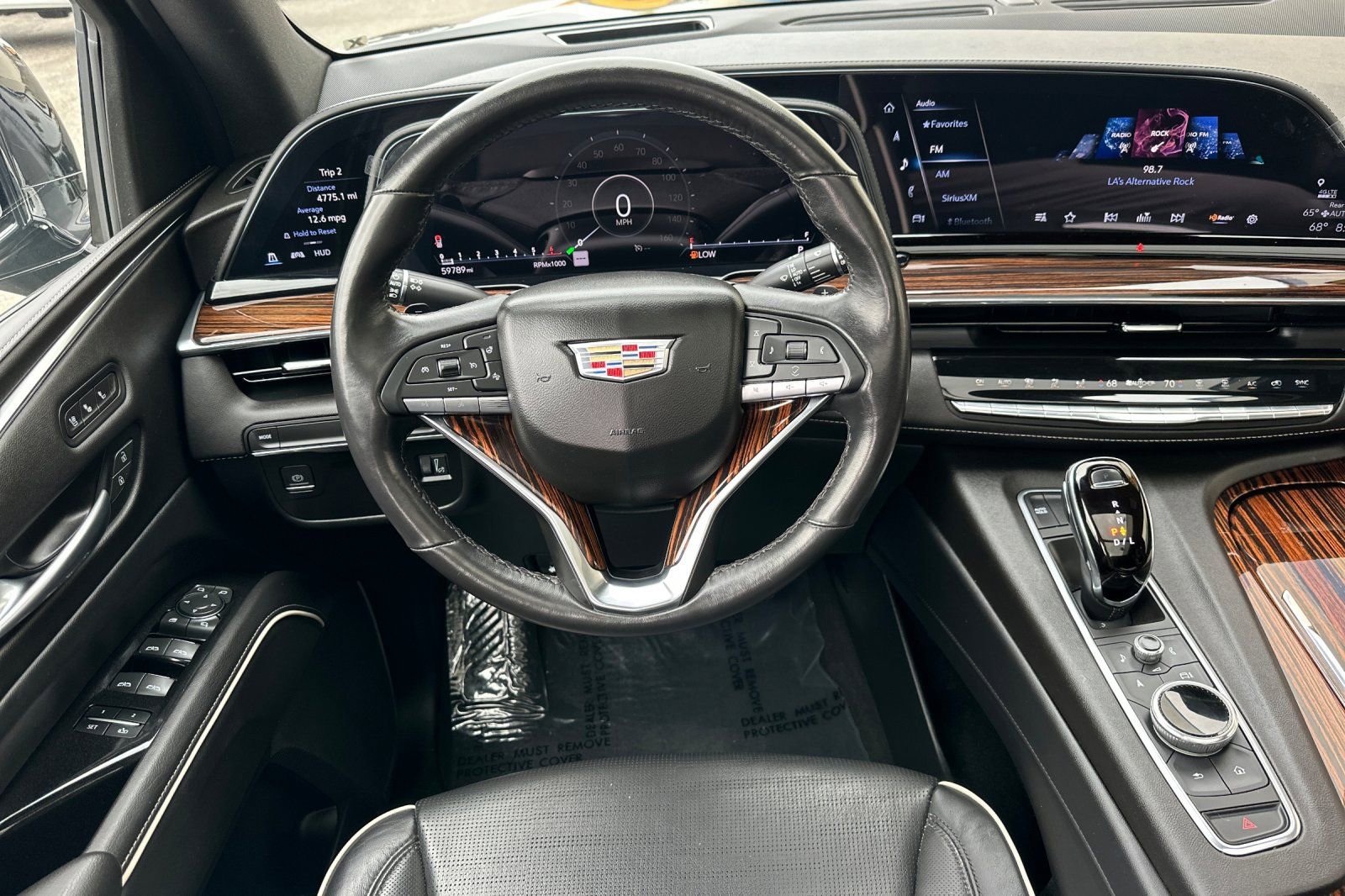 Certified 2021 Cadillac Escalade Premium Luxury RWD image 17