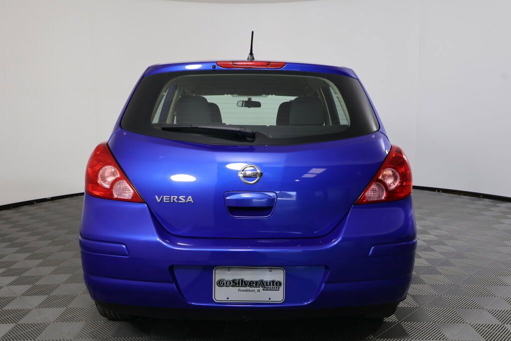 Used 2011 Nissan Versa 1.8 S w/ PWR Plus Pkg image 3