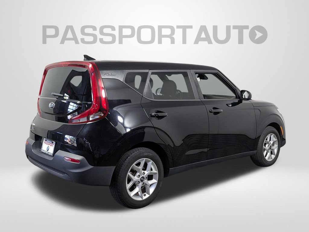 Used 2020 Kia Soul S FWD image 7