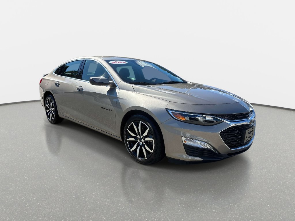 Used 2024 Chevrolet Malibu RS w/ LPO, Floor Liner Package FWD image 2